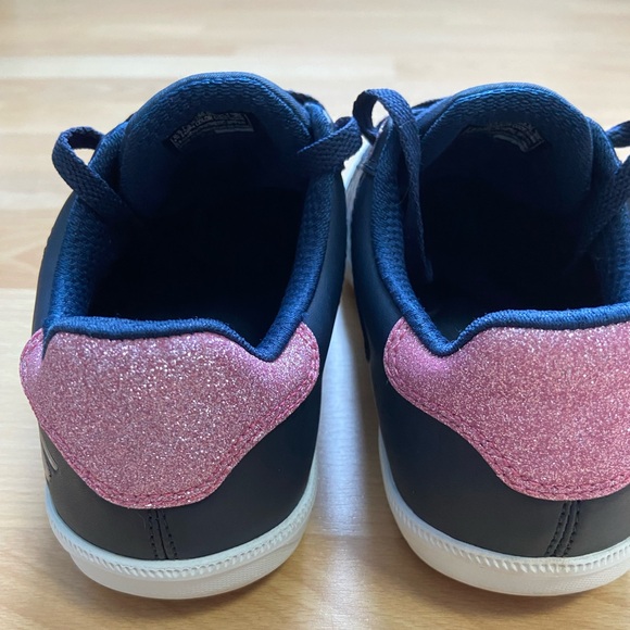 Sketchers GOGOLF girls size 6.5 shoes - Picture 4 of 7